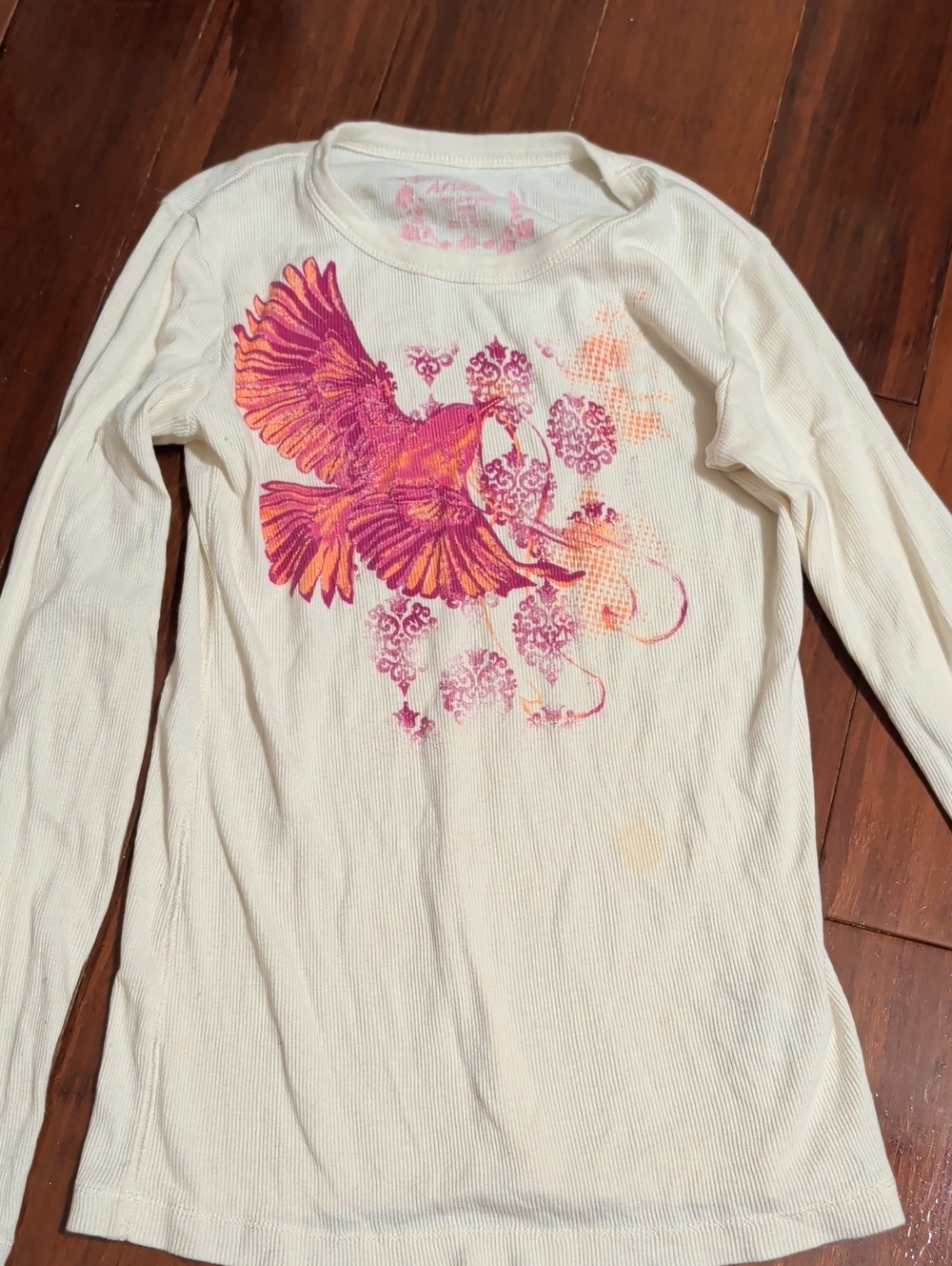 Arizona Jean Company Cream Long-Sleeve Tee with Pink & Orange Bird Graphic